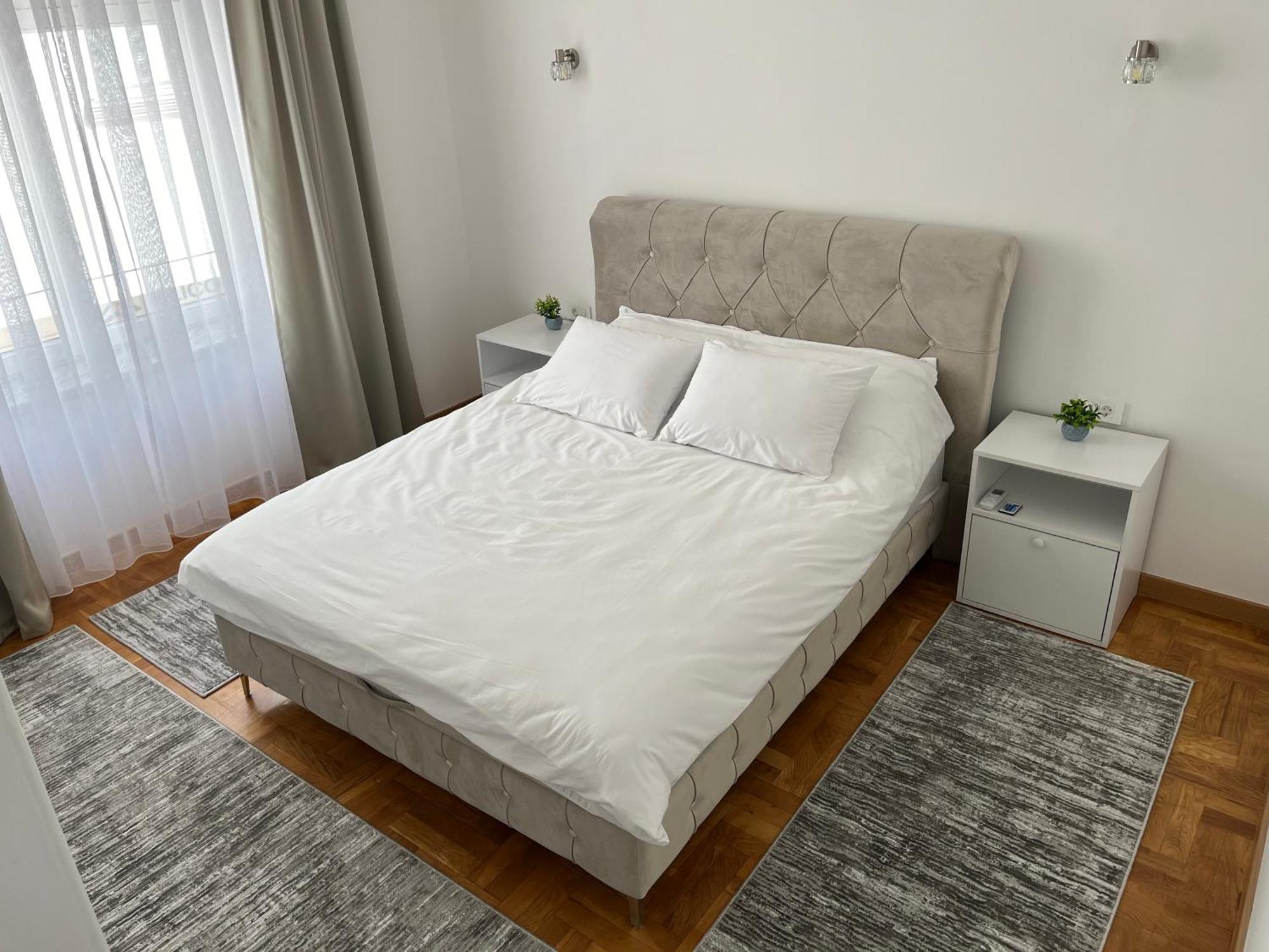Sarajevo Luxury Apartment - 50 M From Old Sarajevo Clock Tower Екстериор снимка
