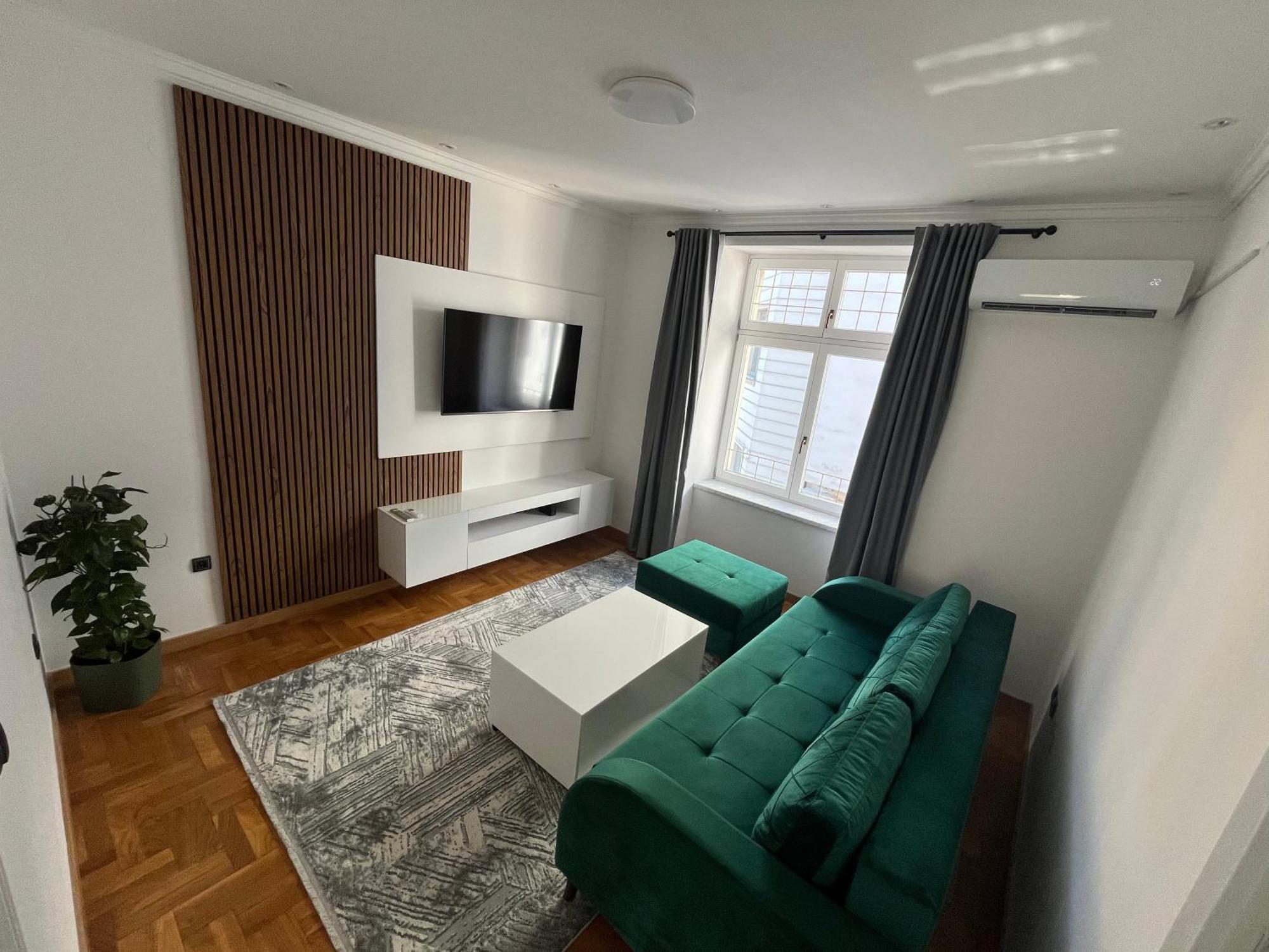Sarajevo Luxury Apartment - 50 M From Old Sarajevo Clock Tower Екстериор снимка