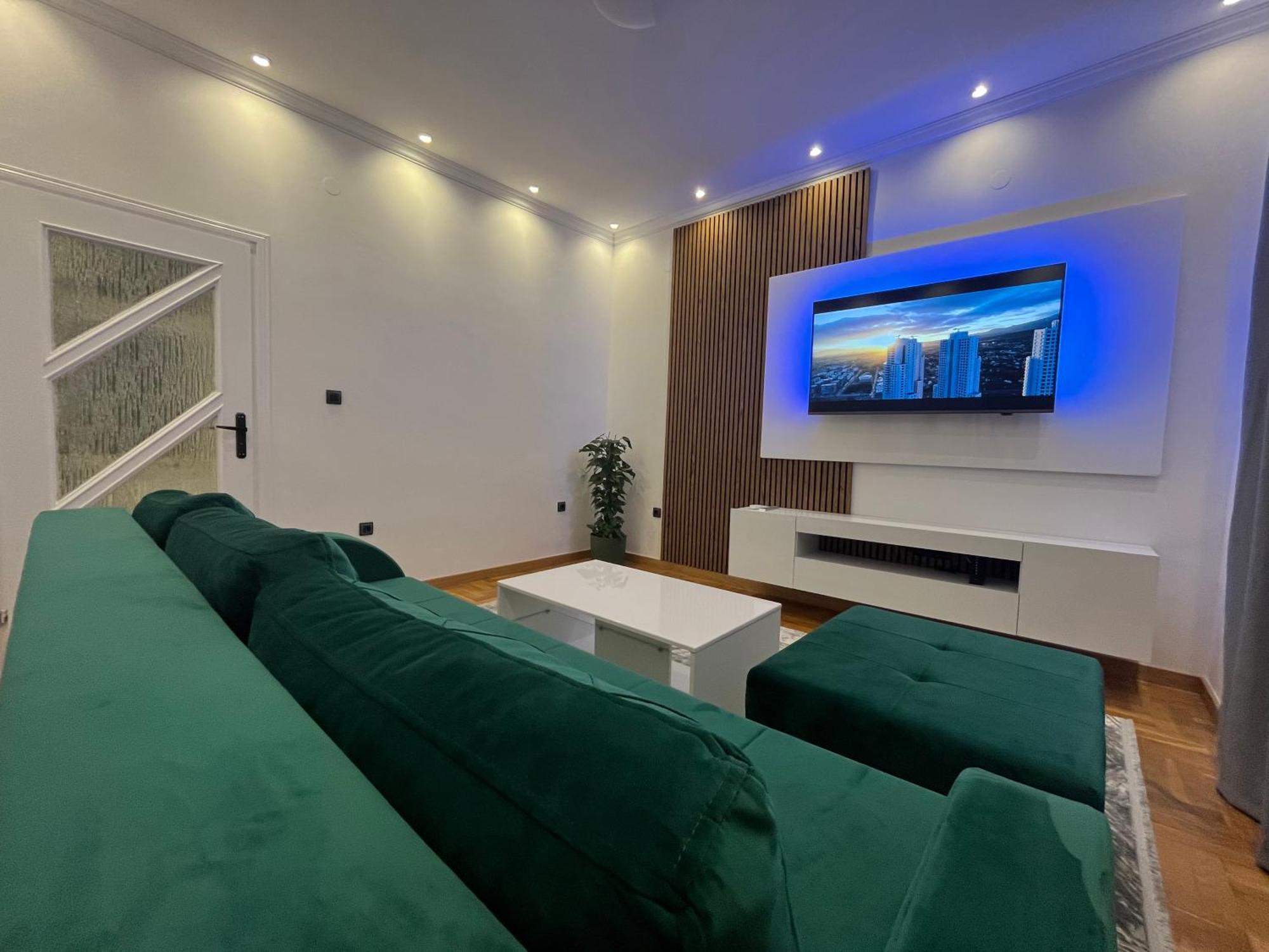 Sarajevo Luxury Apartment - 50 M From Old Sarajevo Clock Tower Екстериор снимка